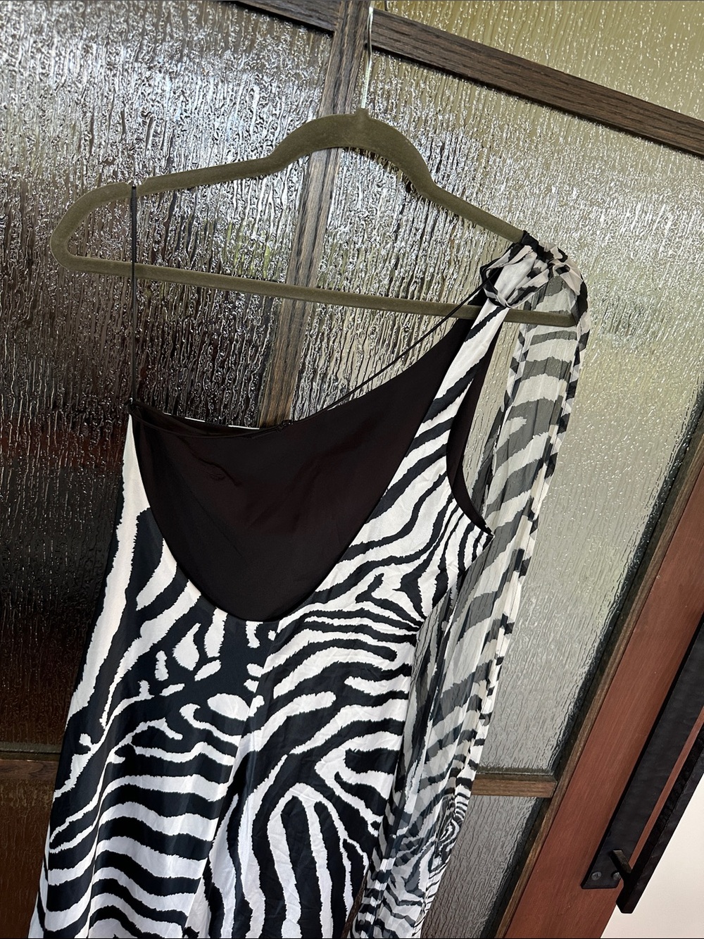 DELFI Collective Nairobi Gown One Shoulder Zebra Print Maxi size Medium - Picture 14 of 15